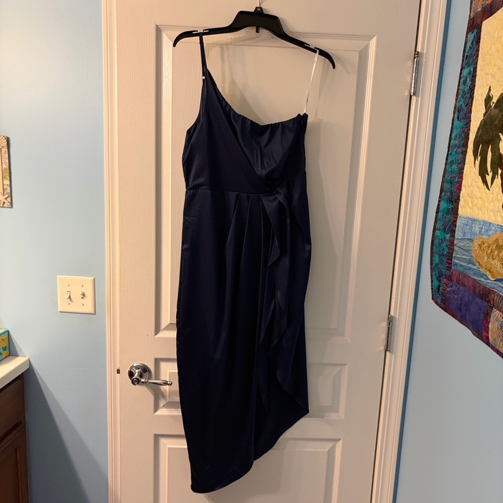 Lulus satin dress